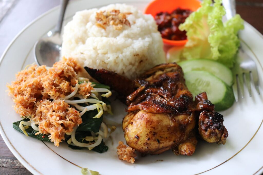 Diyaliz Hastası Nasıl Beslenmeli? Protein, Potasyum ve Sıvı – görsel 1