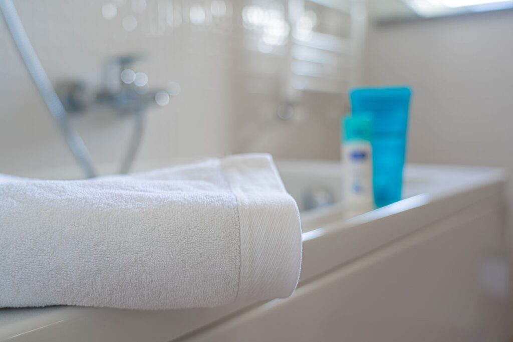 Diyaliz Kateteri Bakımı: Pansuman, Banyo ve Enfeksiyon – görsel 1