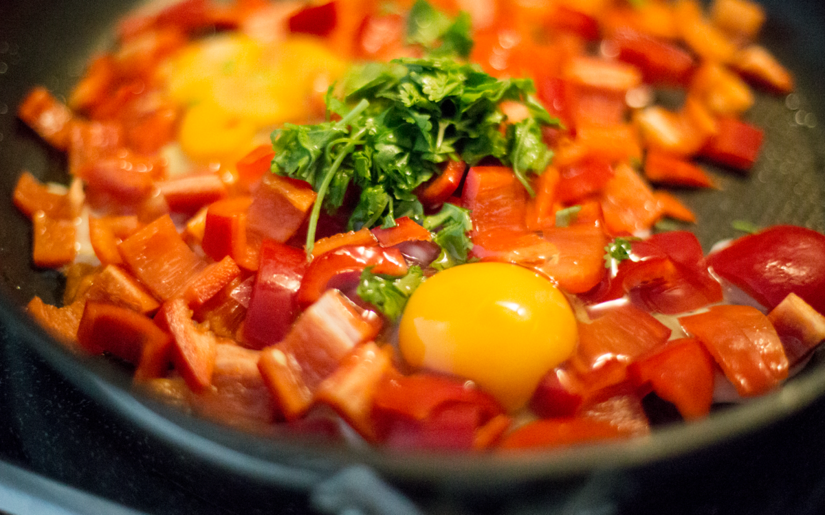 Diyalize Uygun Menemen: Az Tuzlu, Yumurta Akı Ağırlıklı
